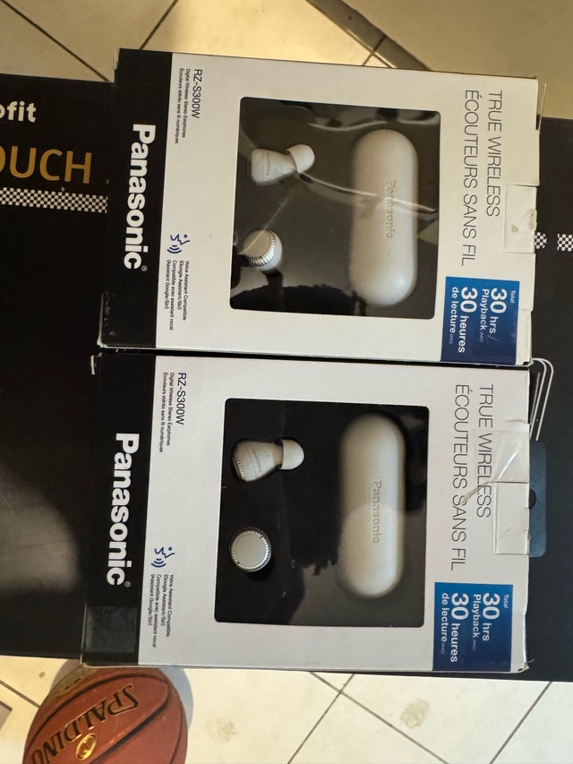 Panasonic RZ-S300W True Wireless Earbuds – 30hr Battery - photo 5