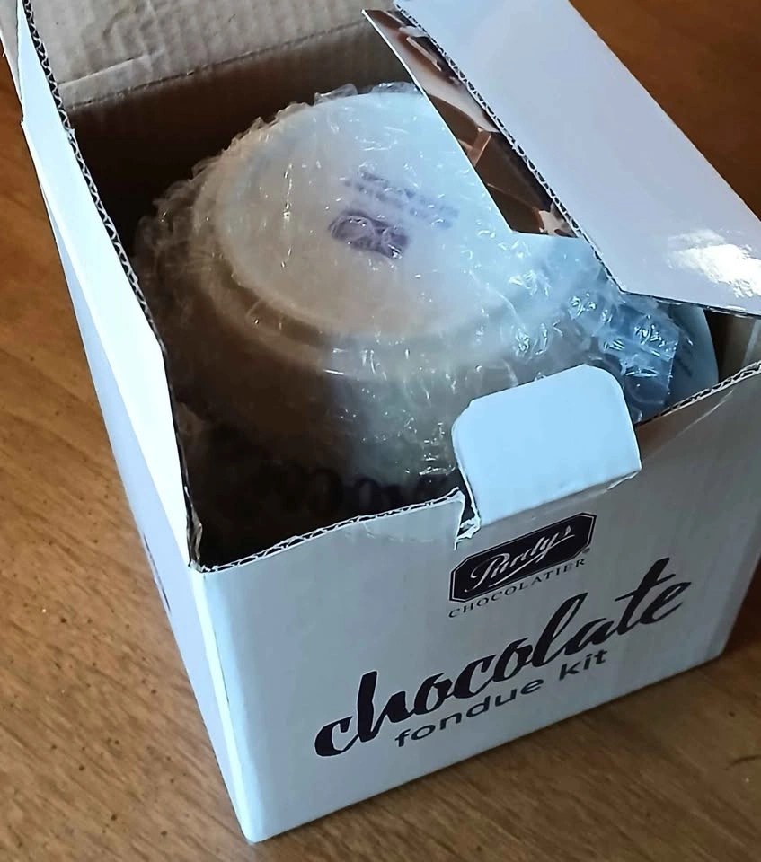 Purdy's Chocolate Fondue Kit. New. - photo 5