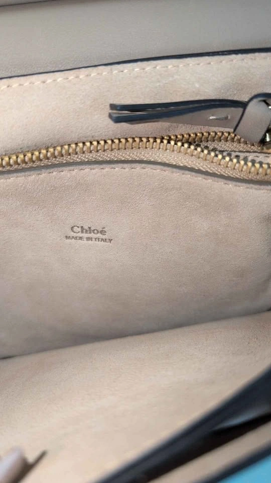Chloé Faye Medium Leather & Suede Shoulder Bag – Taupe | Authent - photo 3