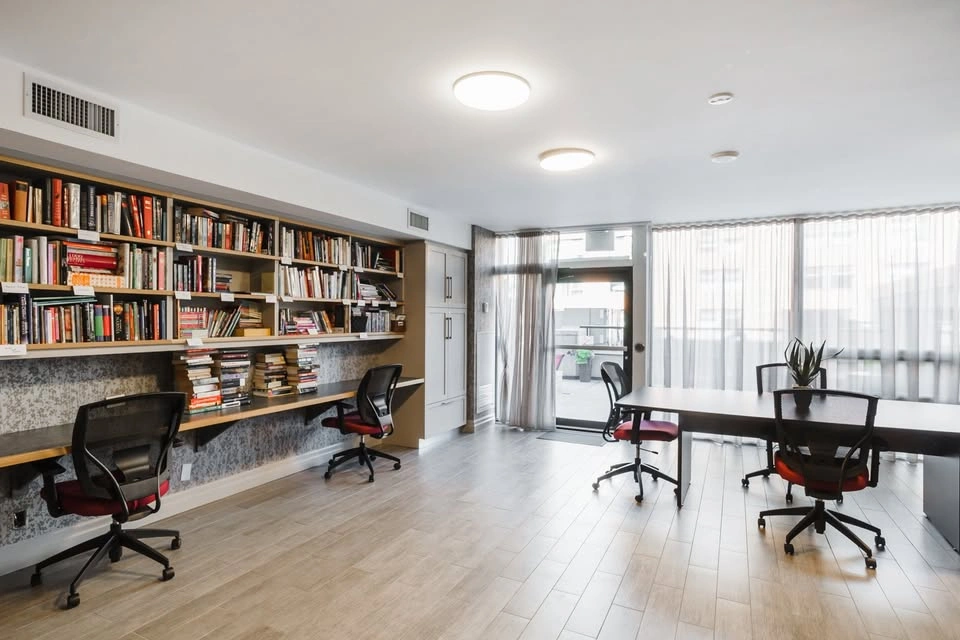 2 Beds 2 Baths Apartment - photo 3
