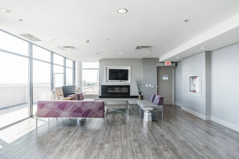 2 Beds 2 Baths Apartment - photo 4