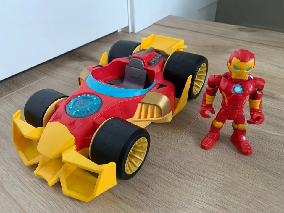 Marvel Super Hero Adventures Iron Man Speedster Set - photo 2