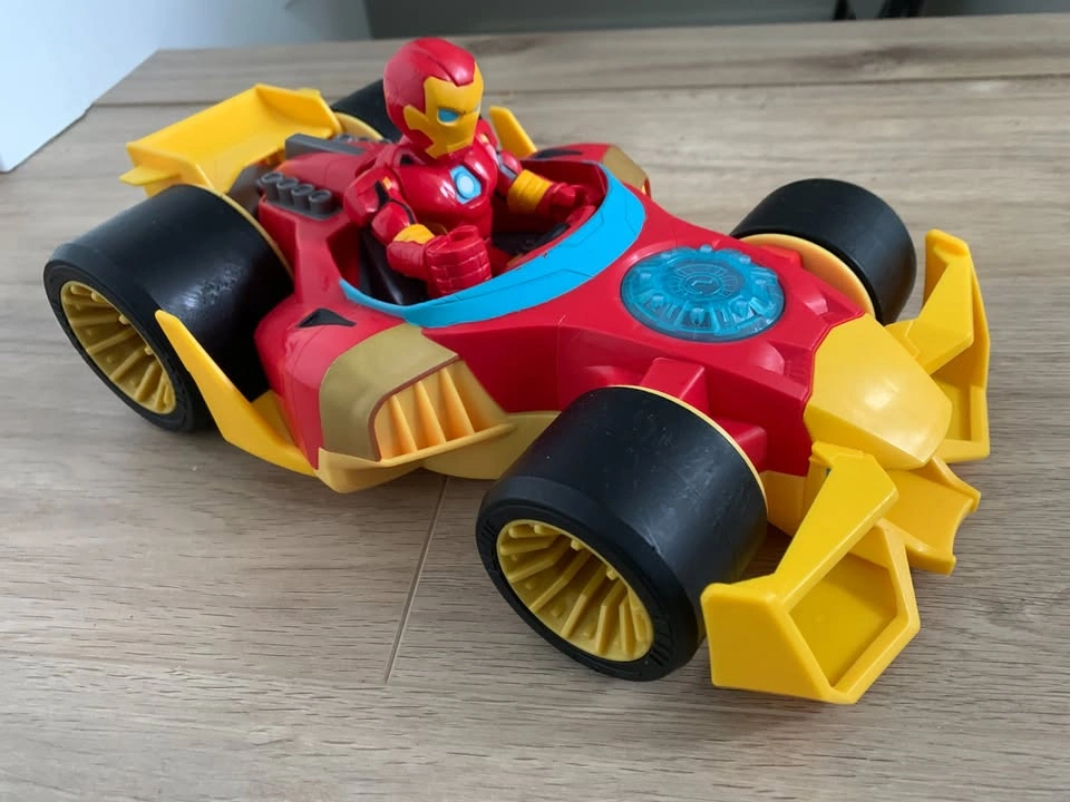 Marvel Super Hero Adventures Iron Man Speedster Set - photo 4