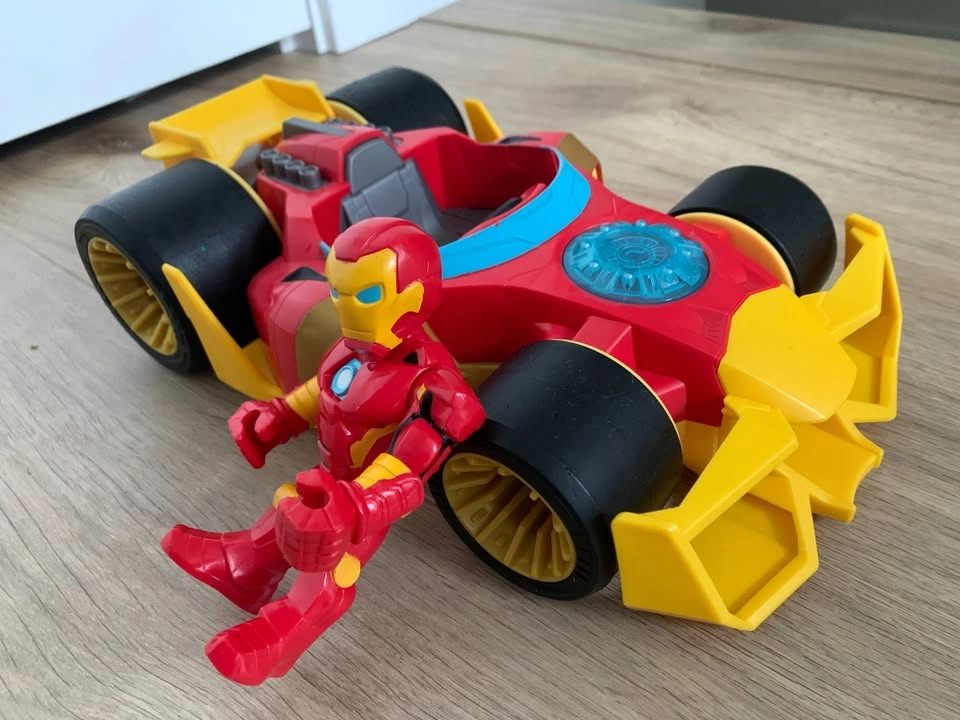 Marvel Super Hero Adventures Iron Man Speedster Set - photo 5