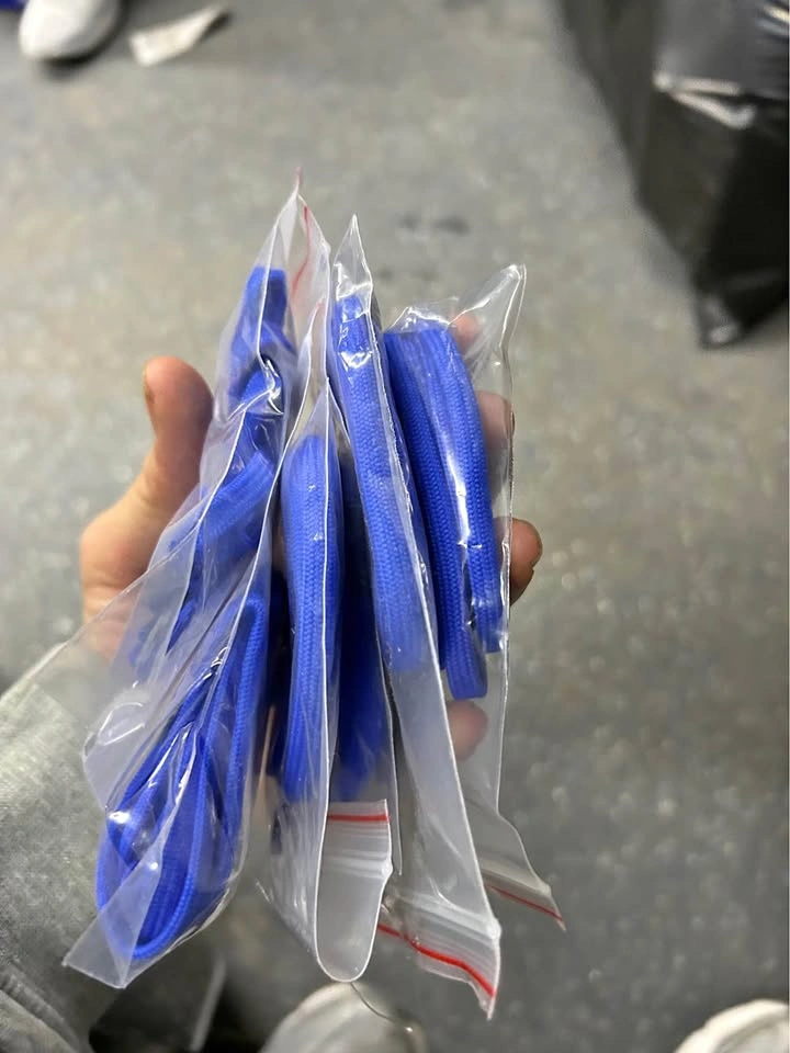 Curry Laces