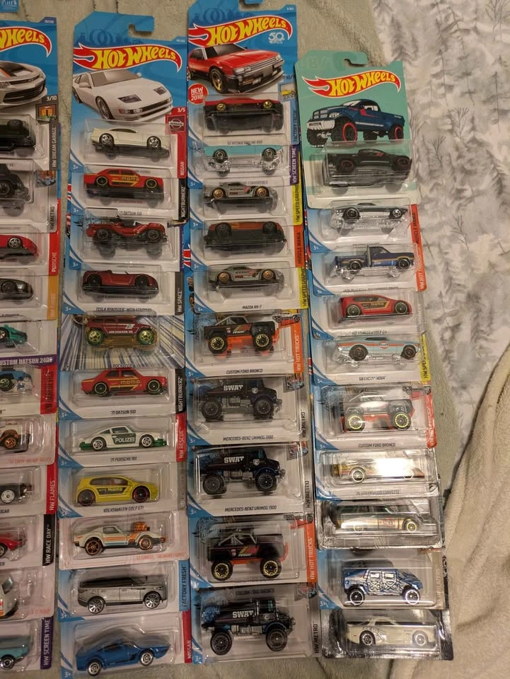Hot Wheels Cars - photo 2