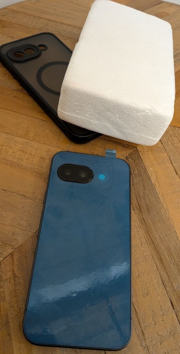 Brand New Google Pixel 9A 128GB + Case & 2 Screen Protectors - photo 2