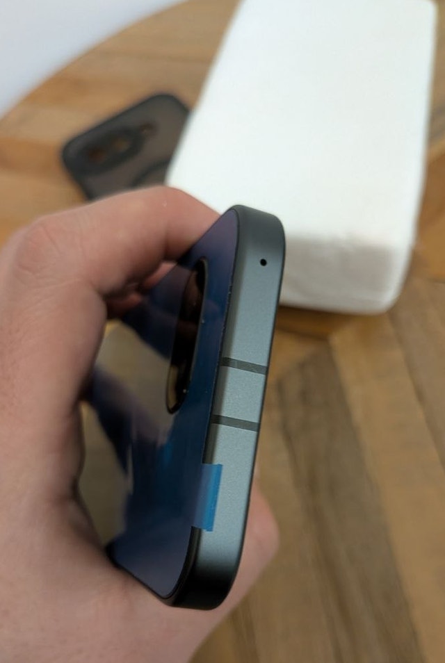 Brand New Google Pixel 9A 128GB + Case & 2 Screen Protectors - photo 4