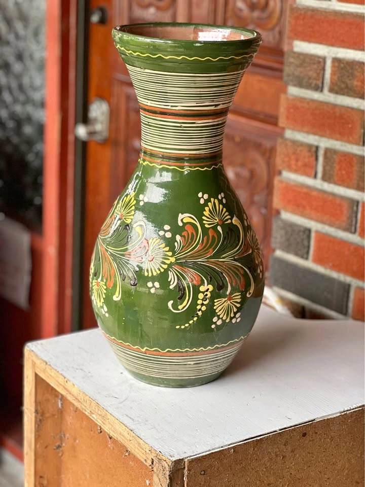 Vintage Lysa Gora Polish Pottery Vase