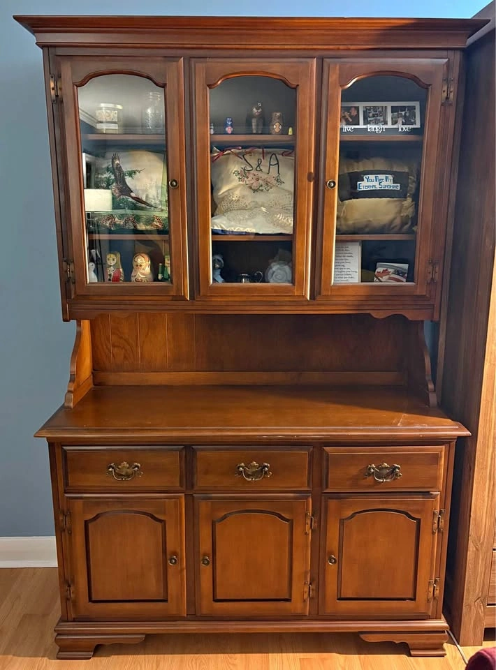 Beautiful Vintage Solid Wood Hutch Display Cabinet