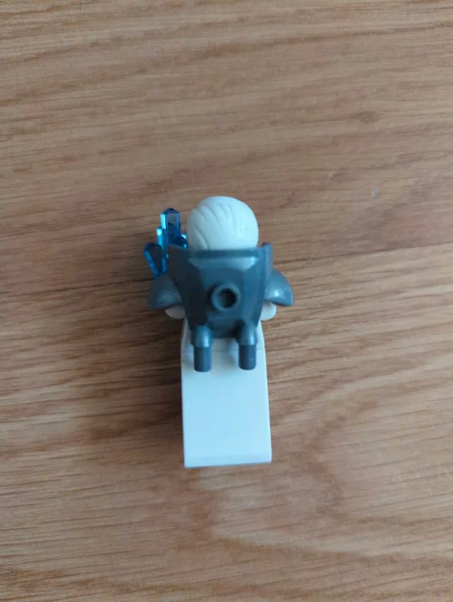 Lego Superman Jor-El Minifigure image indicator(2)