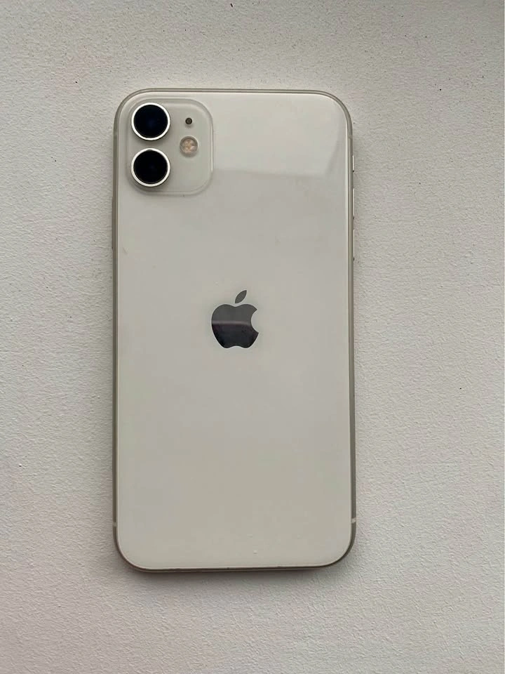 iPhone 11 White