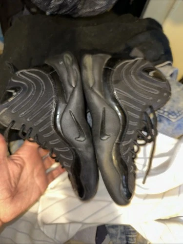 Nike Air Bakin GS Black 316759 005 Size 5.5Y No Box - photo 2