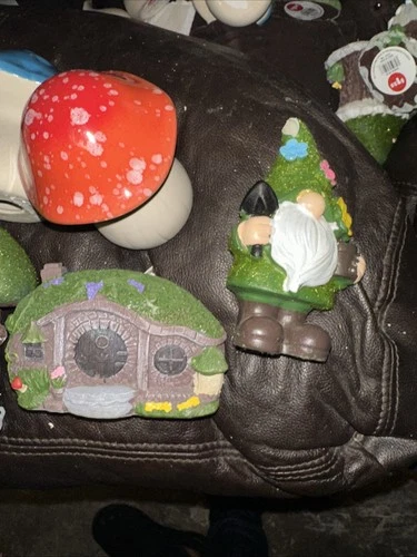 Fairy Garden Gnome Riding Snail Mushroom Resin Figurine New - photo 3