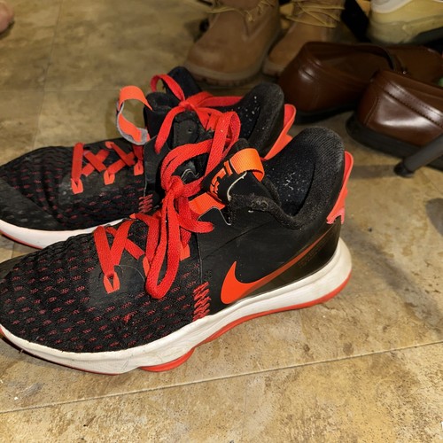 Size 8 - Nike LeBron Witness 5 Bred - photo 4
