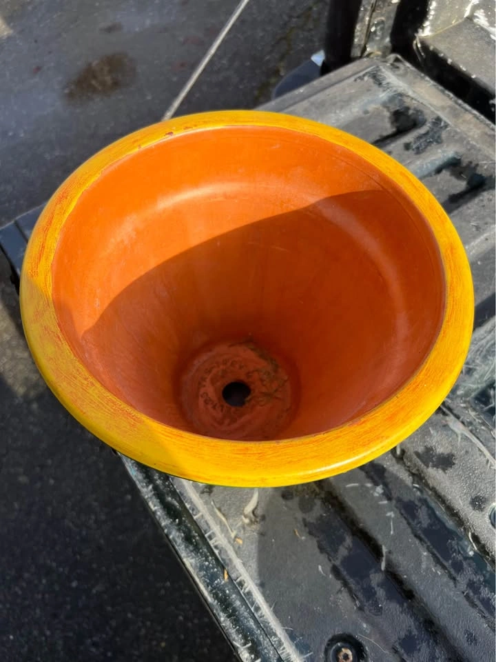 Terra Cotta Clay Planter Pot - photo 2