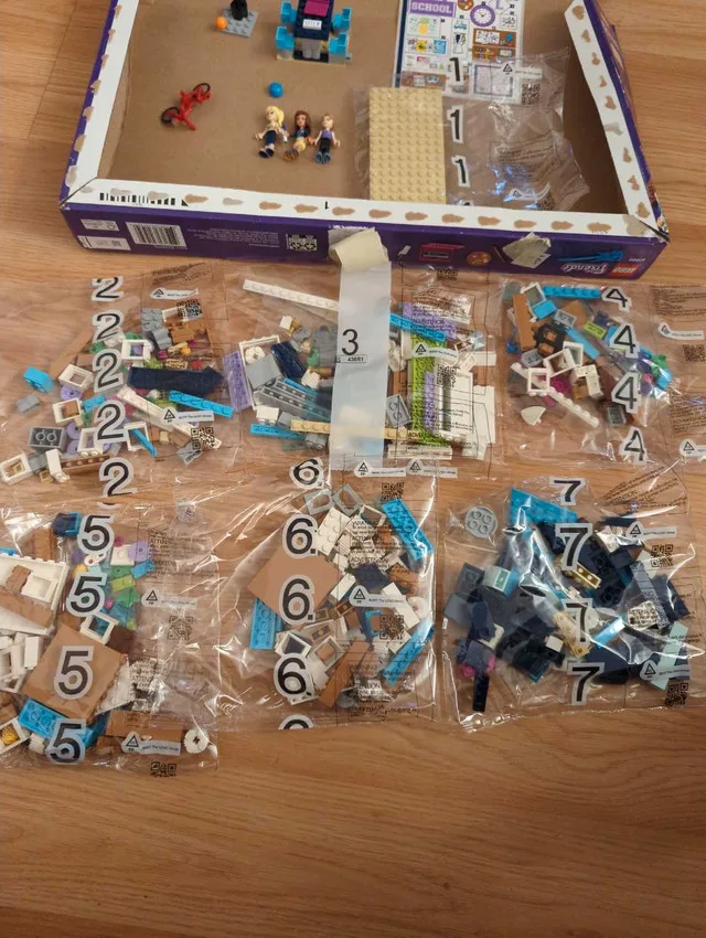Lego Friends Heartlake City School image indicator(4)