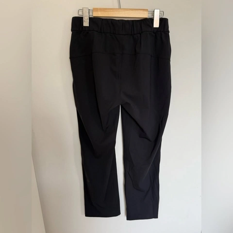 Lululemon Stretch Mid-Rise Tapered Pant - Black, Size 4 - photo 5