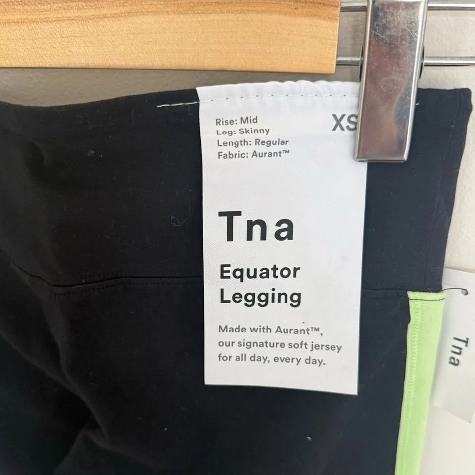 TNA Equator Leggings – Black/Neon | XS | NWT - photo 4