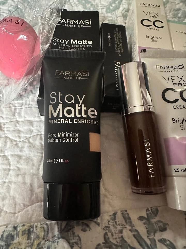 Farmasi Makeup 8 Piece Lot BNIB - photo 2