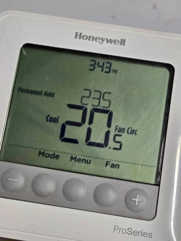 Thermostat programmable