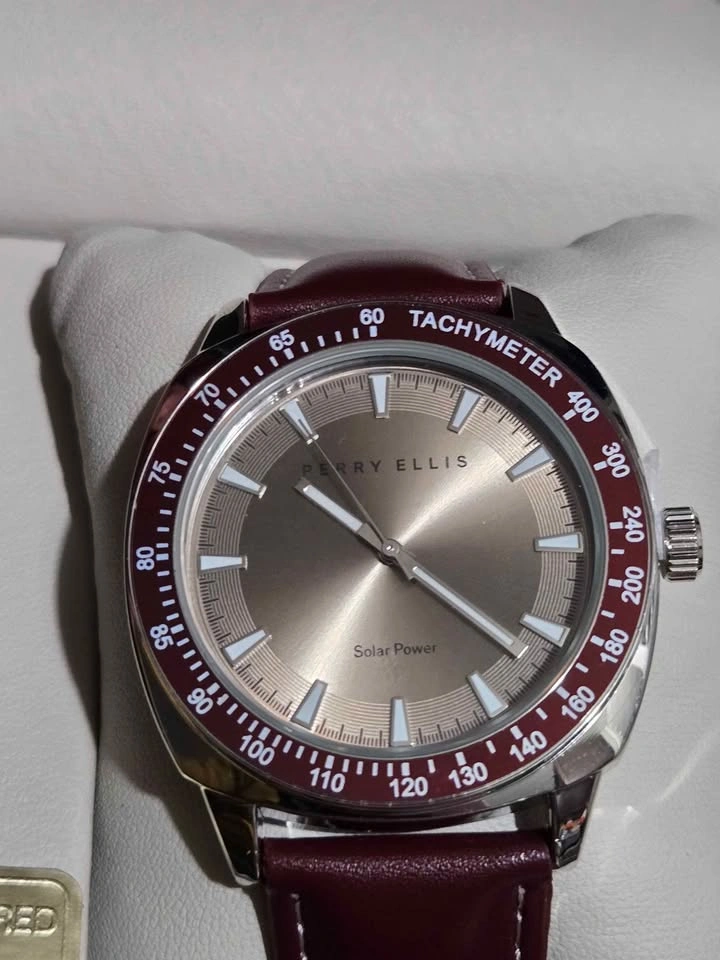 Brand new solar powered watch for man - photo 2