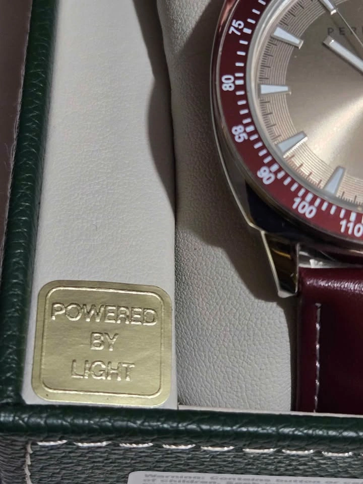 Brand new solar powered watch for man - photo 4