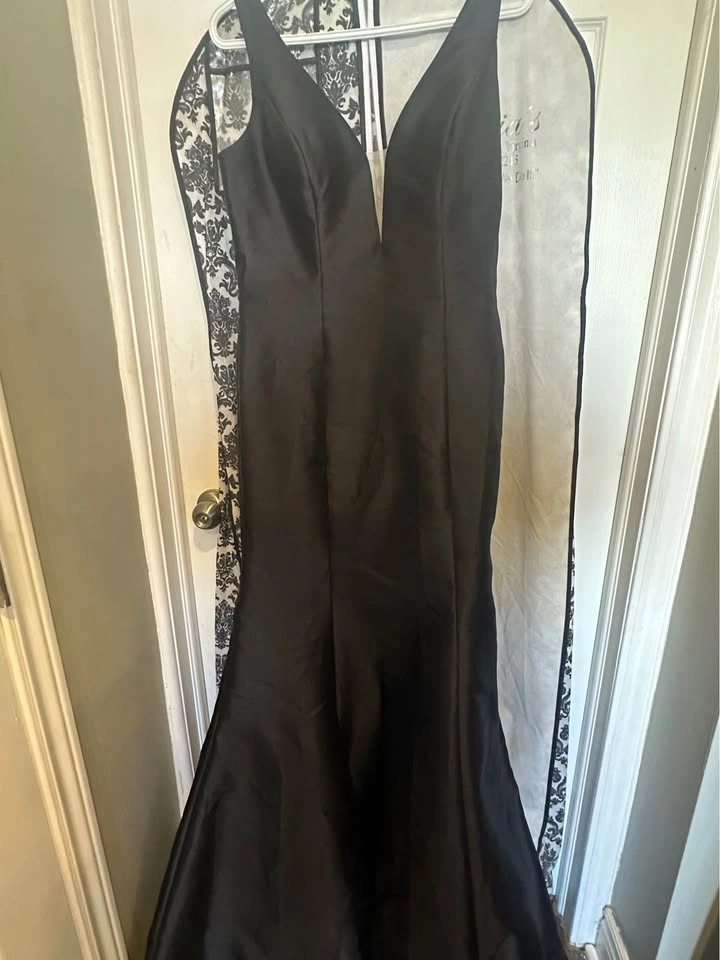 Zoey Grey Mermaid Style Formal Dress - Size 10 - photo 5