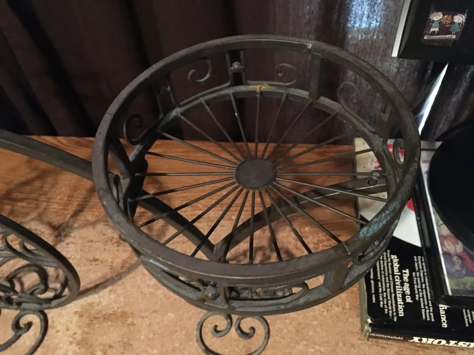 Metal Bicycle Plant Stand Garden Decor 16" Tall Planter 7 1/4" - photo 2