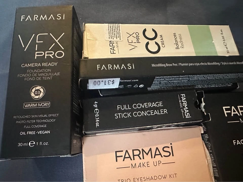 Farmasi Make-Up 8 BNIB Lot - photo 2