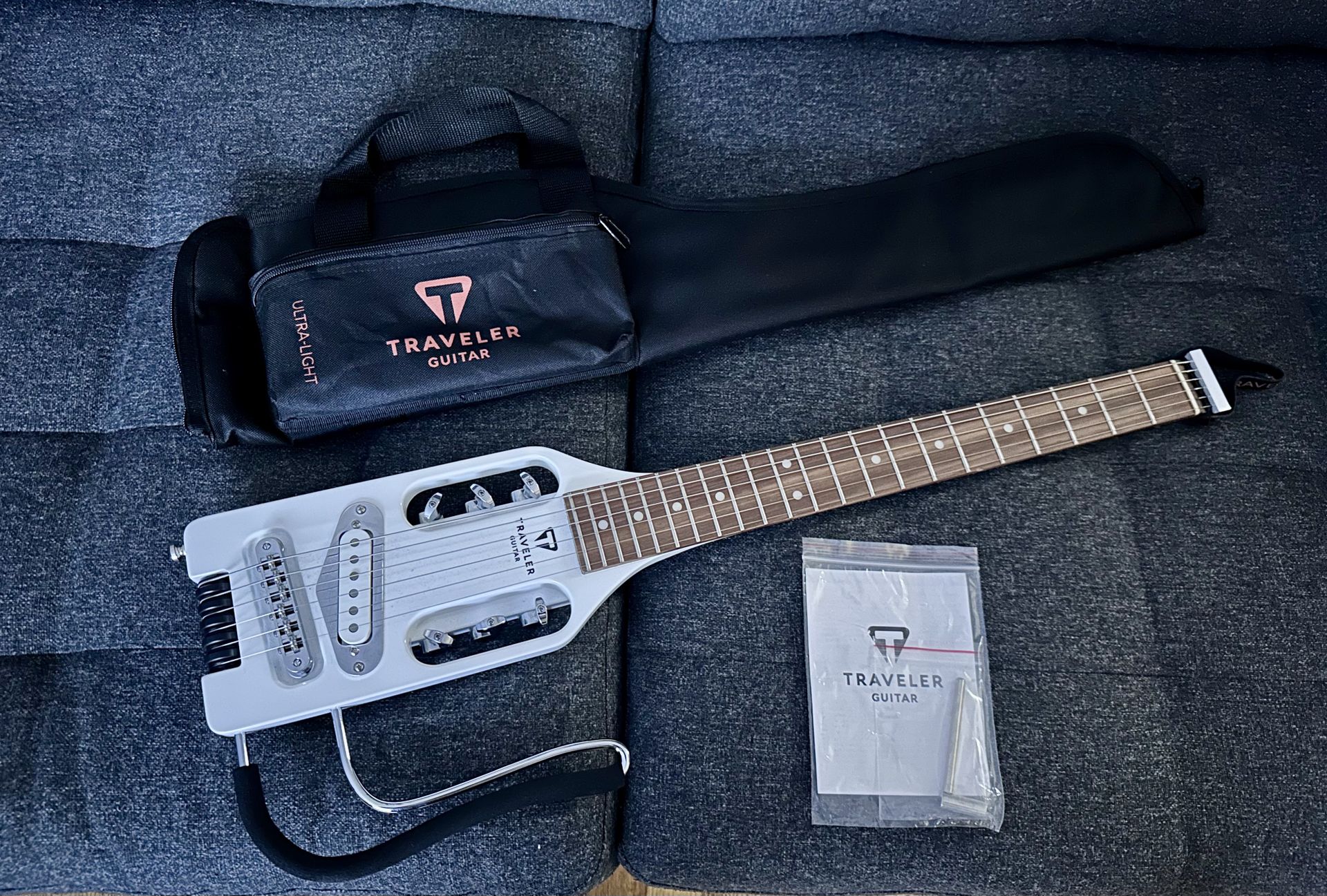 Traveler Ultra-Light Electric Guitar