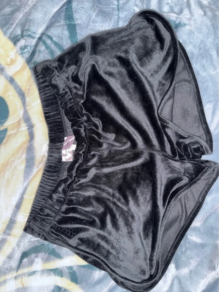 Juicy Couture Sleeping Shorts - photo 4