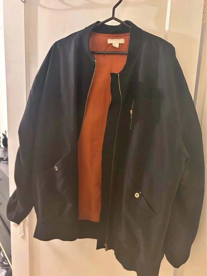 Long bomber jacket