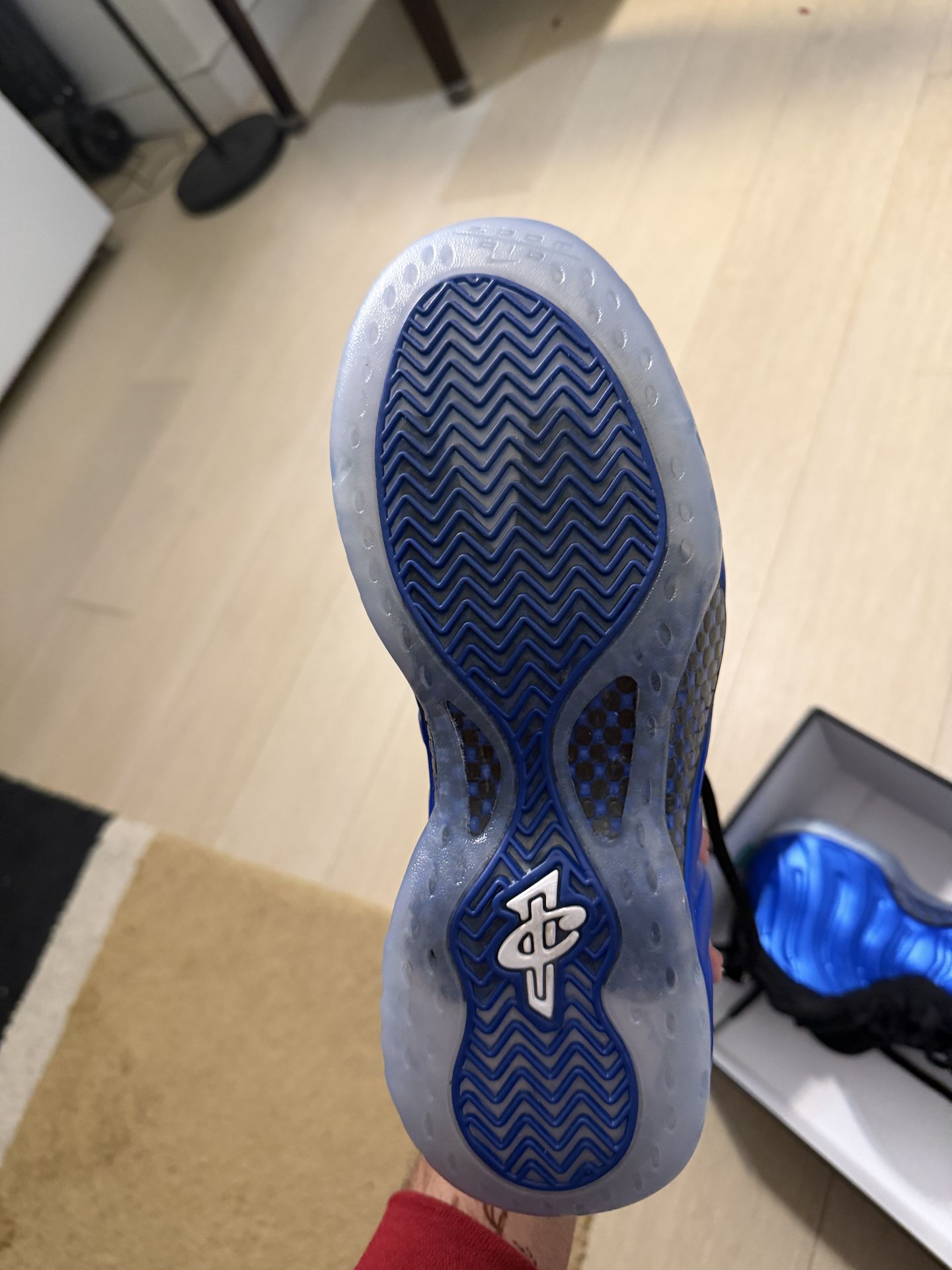 Nike Foamposite Royal Blue Sneakers in Box SIZE 8