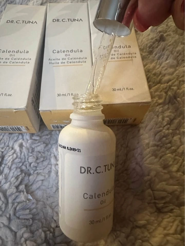 Farmasi DR. C. Tuna Calendula Oil - photo 2