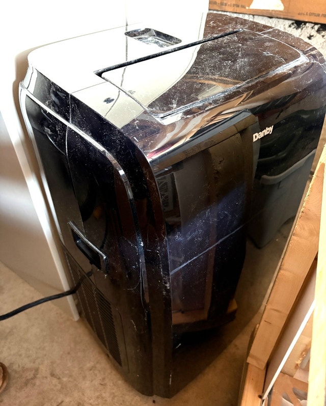 Danby Portable Air Conditioner – Good Condition - photo 2