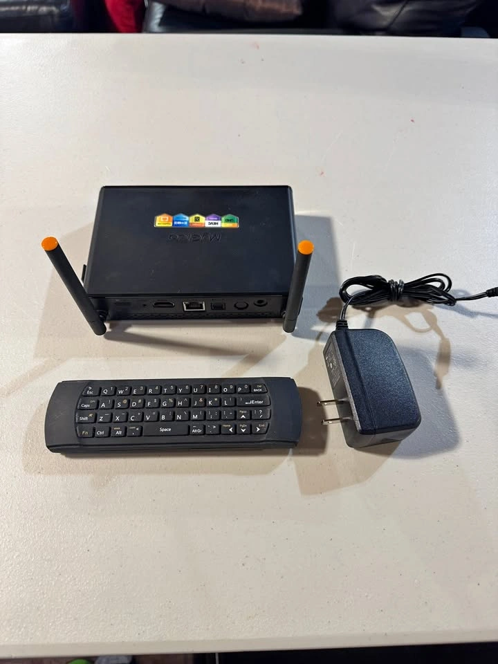 Gigca 4K ANDROID box with remote