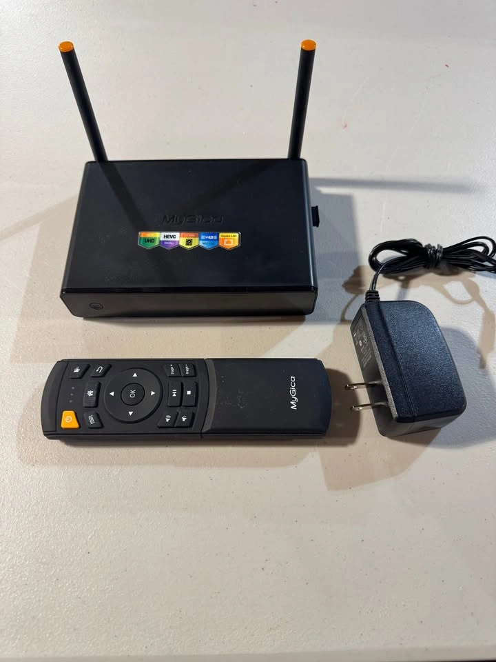 Gigca 4K ANDROID box with remote - photo 3