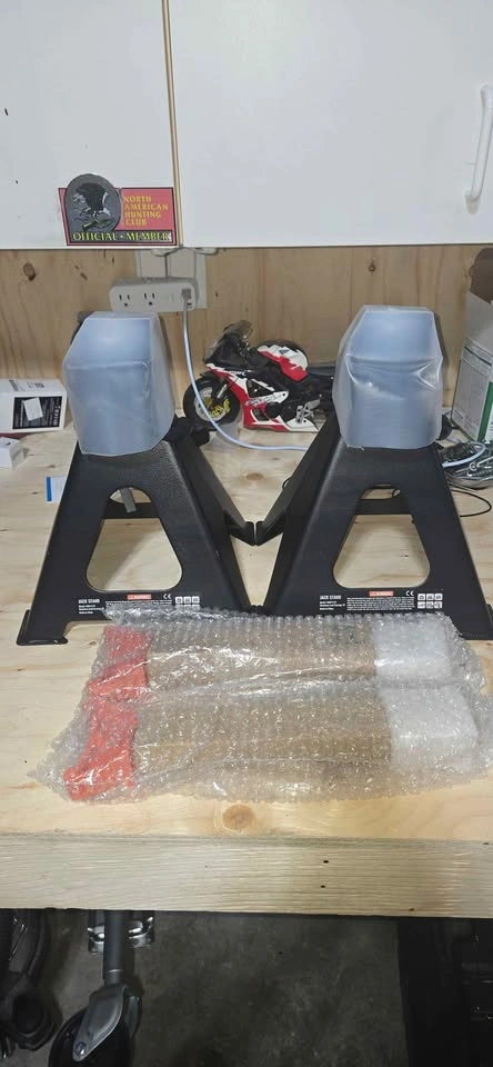 Vevor 6Ton Jack Stands - photo 4