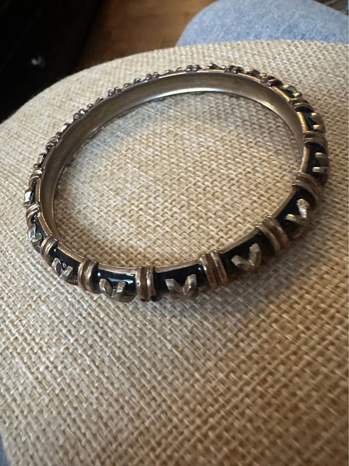 Vintage Bangle Bracelet - Eternity X Design - photo 2
