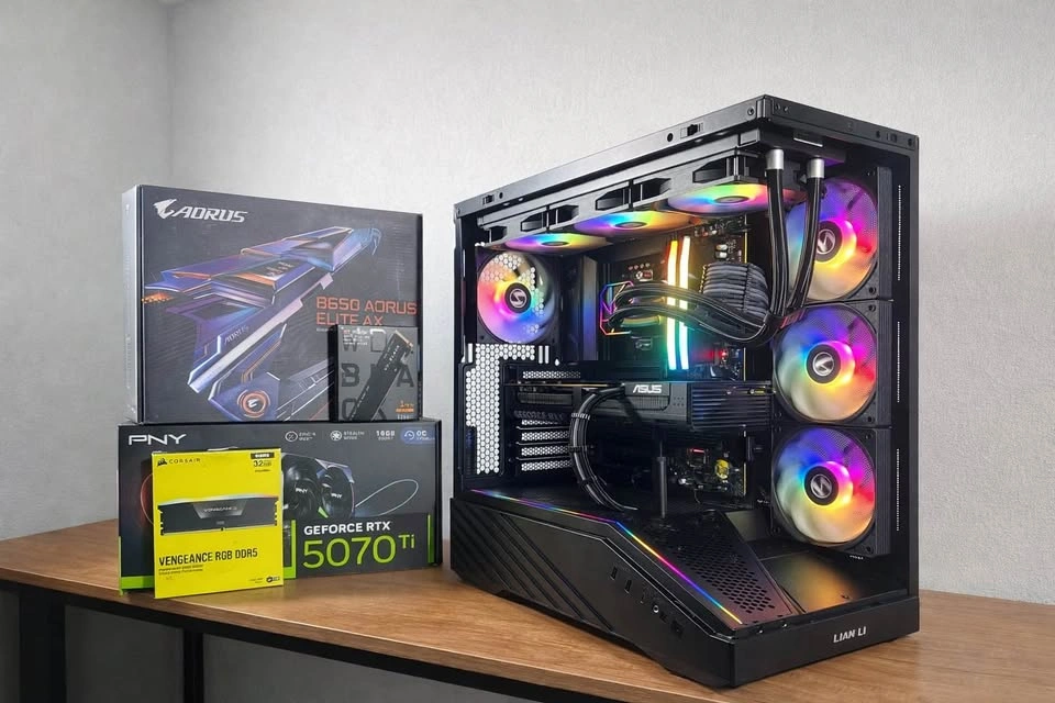 RTX 5070 Ti + Ryzen 7 7800X3D Gaming PC - 3TB Storage - photo 5