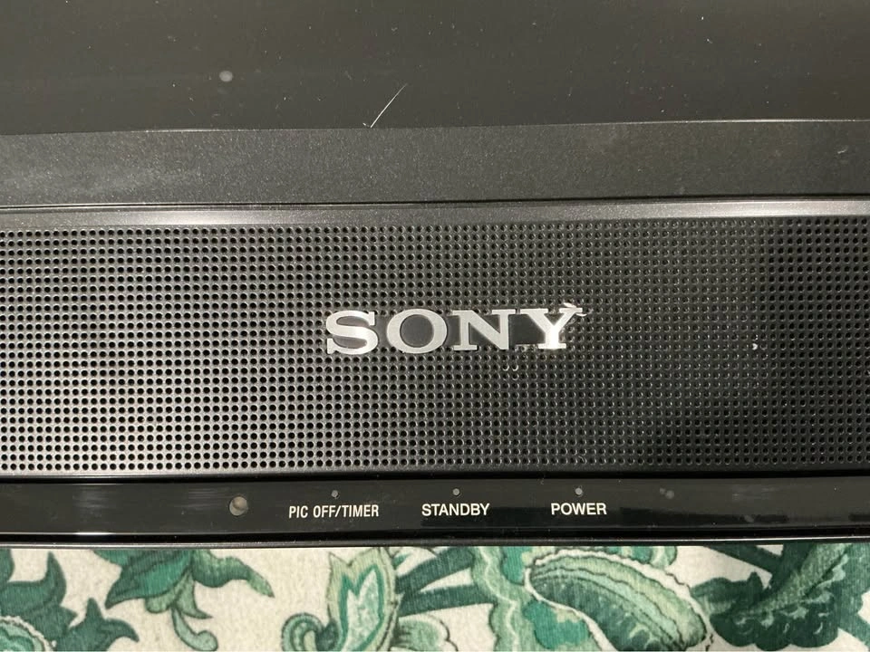 Sony KDL-40s3000 BRAVIA TV - photo 2