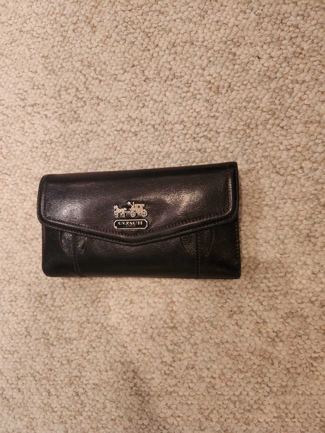 Vintage Black Y2K Coach Wallet - photo 4