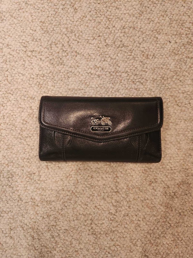 Vintage Black Y2K Coach Wallet - photo 5