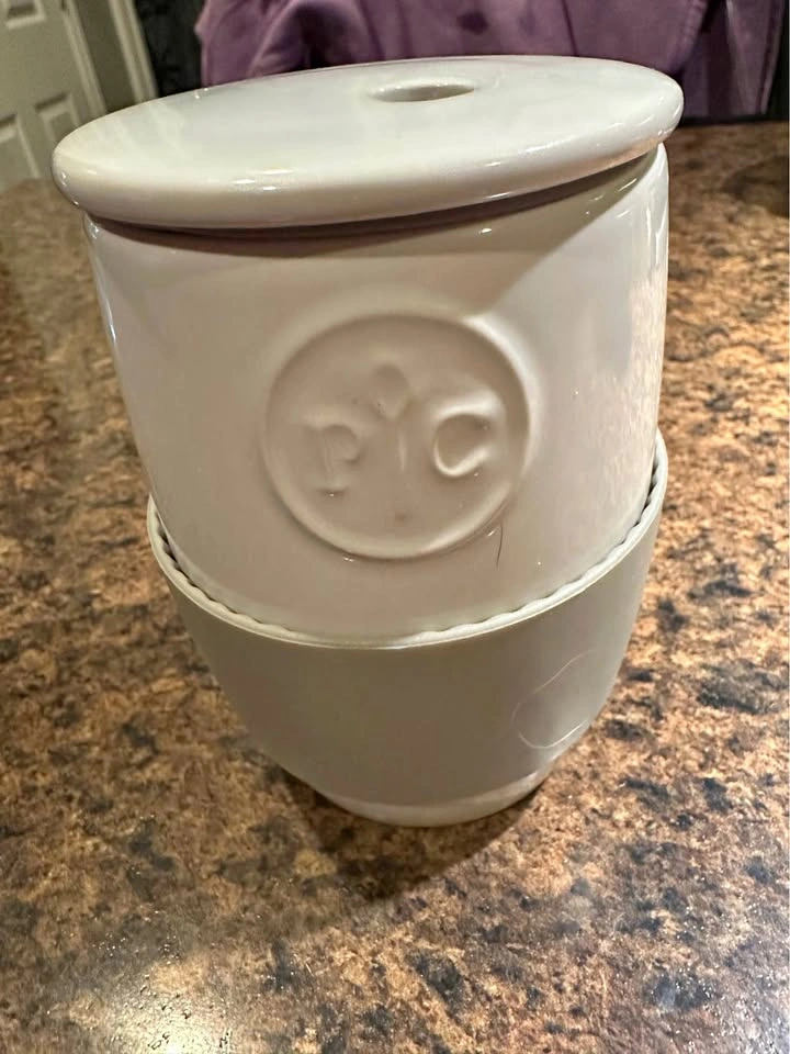 Pampered Chef Ceramic Egg Cooker