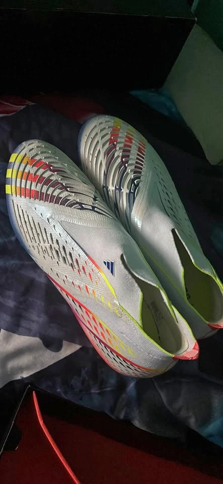 Adidas Predator Edge Elite Cleats