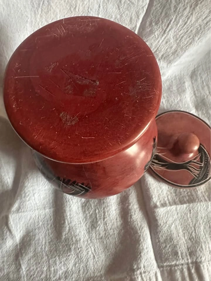 Hand sculpted soapstone trinket container - photo 3