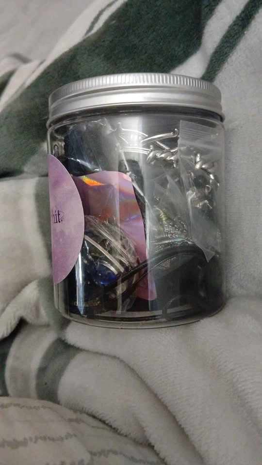 Mystery jewelry jar - photo 2