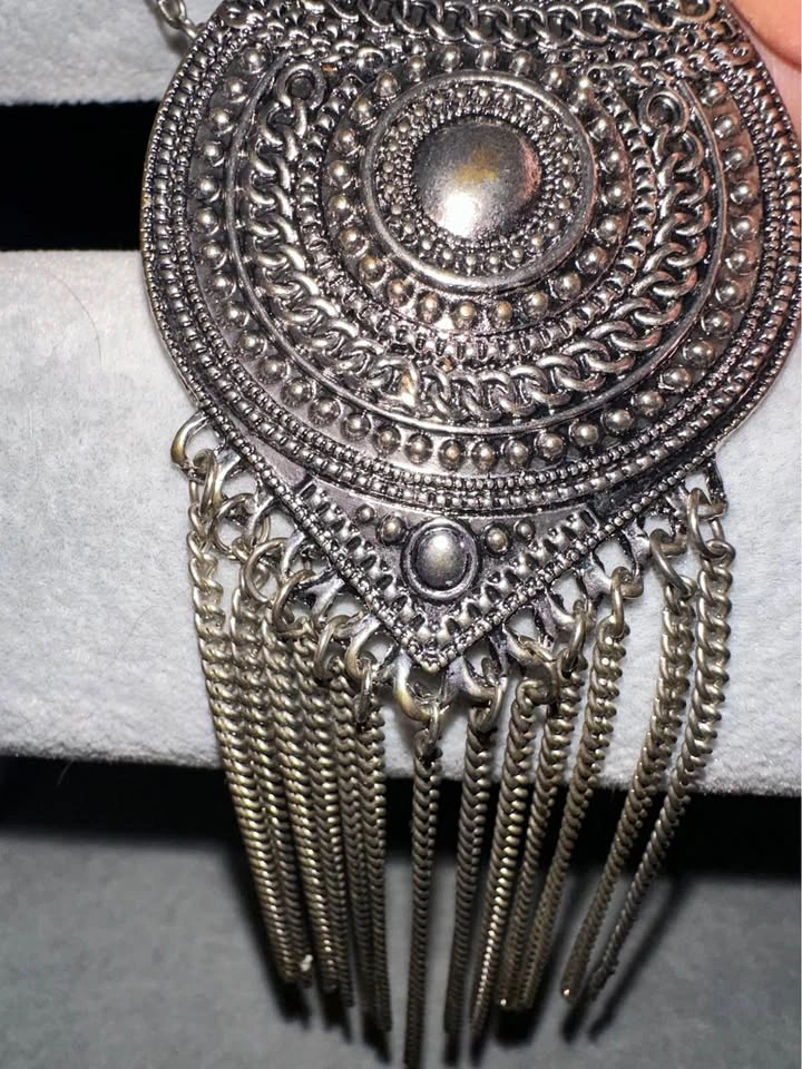 Boho style long statement necklace - photo 4