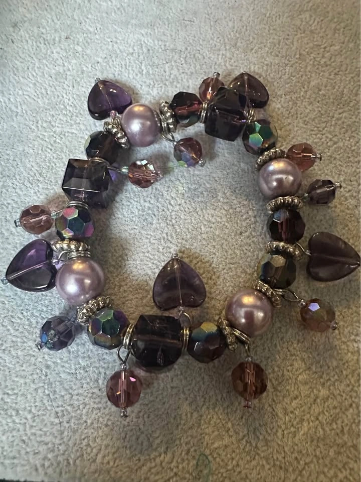 Glass crystal bead bracelet stretchy purple tone - photo 3
